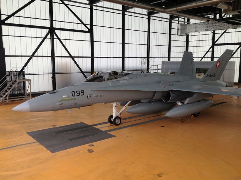 Simulateur F/A 18 pour les Forces Aériennes